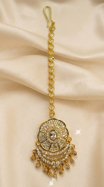 AD Bridal Maang Tikka
