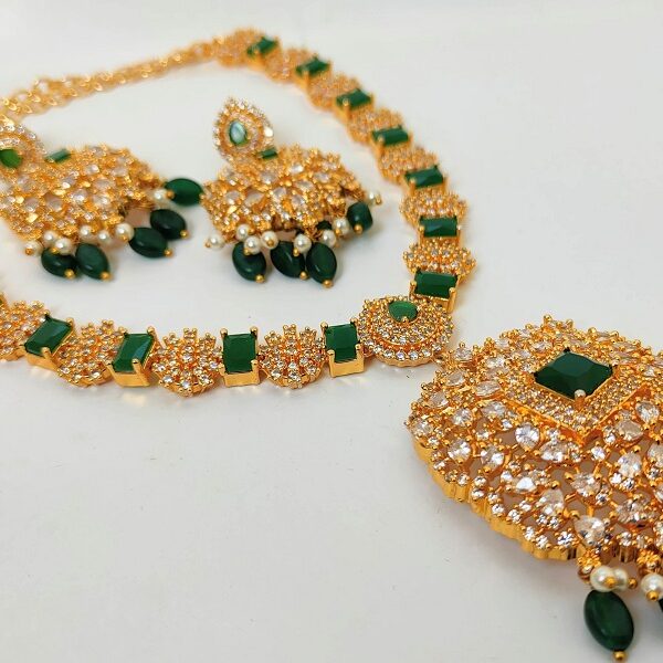 Gorgeous Uncuts & Emeralds Bridal Jewellery